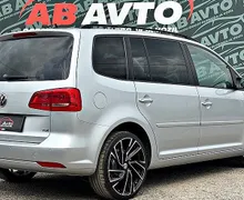 Zunanja slika - VW Touran - 1.6 TDI BMotion DSG Highline 77kW+7SEDEŽEV+ALU+TOP - 5 - Predogledna slika