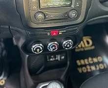 Zunanja slika - Jeep Renegade - 1.4T Multiair Limited-TEMPOMAT-KLIMA-BREZ POLOGA - 11 - Predogledna slika