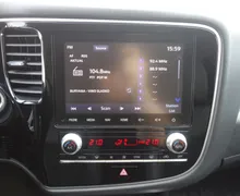 Zunanja slika - Mitsubishi Outlander - PHEV 2.4 MIVEC Twin Motor INSTYLE+ - 13 - Predogledna slika