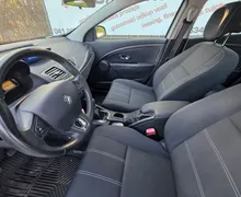 Zunanja slika - Renault Mégane - Megane Berline TCe 115 ALU PLATIŠČA-PDC-KLIMA-SLOVENSKI - 10 - Predogledna slika