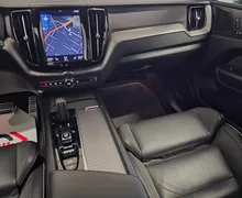 Notranja slika - Volvo XC60 - B4D R-Design Avt.- LED.usnje+mem.360kam.HUD.Harman - 12 - Predogledna slika