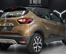 Notranja slika - Renault Captur - TCe 120 Energy Intens SAMO 53000km-SLO POREKLO - 8 - Predogledna slika