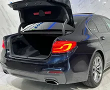 Notranja slika - BMW serija 5: - 530d xDrive |M-Sport|Pano|4WS|Kamera|HUD|Memory| - 7 - Predogledna slika