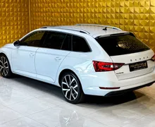 Notranja slika - Škoda Superb - 2.0 TDI AUT. FACELIFT-KAMERA-NAVI-RADAR TEMP - 8 - Predogledna slika