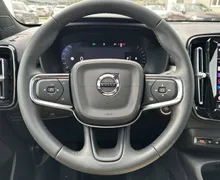Notranja slika - Volvo XC40 - B3P Plus Dark Avt - 14 - Predogledna slika