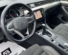 Notranja slika - Volkswagen Passat Variant - 2.0 TDI+HIGHLINE+ACC+F1+R.KAMERA+SAMO 25.241km - 10 - Predogledna slika