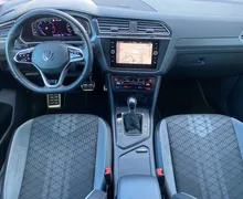 Notranja slika - Volkswagen Tiguan - 2.0 TDI DSG R-Line-Black Style-Matrix-Vl.kljuka - 10 - Predogledna slika
