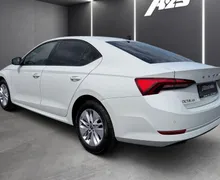 Zunanja slika - Škoda Octavia - 2.0 TDI Ambition-LED-Masaža v. sedežPDC-AppConnect - 4 - Predogledna slika