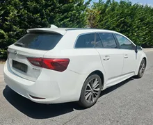 Zunanja slika - Toyota Avensis - 2.0 D-4D 1.LASTNIK SERVSIRAN...ODLICNA - 4 - Predogledna slika