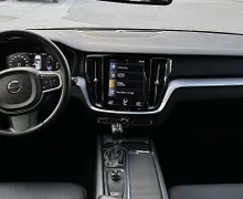 Zunanja slika - Volvo V60 - T5 2.0 Momentum FWD - ZELO DOBRO OHRANJEN - 10 - Predogledna slika