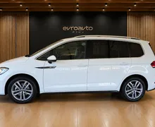 Notranja slika - Volkswagen Touran - 2.0 TDI R-Line DSG 1.Lastnik-Slov.poreklo-7 Sedeže - 8 - Predogledna slika