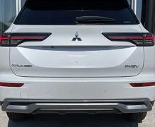 Zunanja slika - Mitsubishi Outlander - 2.4 PHEV Intense Auto - 4 - Predogledna slika