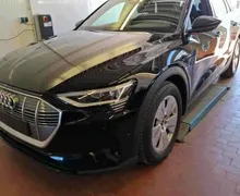 Zunanja slika - Audi e-tron - quattro 55 300kW.NEMŠKI.SAMO 27.000 KM.2023 LETNIK - 1 - Predogledna slika