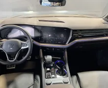 Zunanja slika - VW Touareg - 90KM-HEAD UP-ZRAČNO-MASAŽA-HALJENJE-VIRTUAL-R LINE - 11 - Predogledna slika