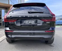 Zunanja slika - Volvo XC60 - B5P  Core AT AWD 3 leta garancije + 3 servisi - 5 - Predogledna slika