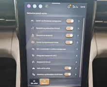 Zunanja slika - Ford Explorer - PREMIUM AWD 340KM PODALJŠAN DOSEG-SLO-USNJE-360o - 27 - Predogledna slika