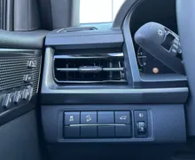 Notranja slika - KG Mobility Rexton - 2.2 XDI LIMITED EXCL.PANO. 20 .4x4 A T - 14 - Predogledna slika
