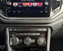 Notranja slika - Volkswagen T-Roc - 1.5 TSI Sport-SLO-Full LED-Drive Mode-Vl.kljuka - 9 - Predogledna slika