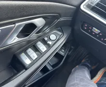 Notranja slika - BMW Serija 3 - Touring: 318i Luxury.NEMŠKI+4ALU.KAMERA.LED.USNJE.ACC.BE - 11 - Predogledna slika