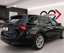 Zunanja slika - Škoda Octavia - Combi 2.0 TDI Style DSG- LED.DCC.kamera.HUD.memory - 5 - Predogledna slika
