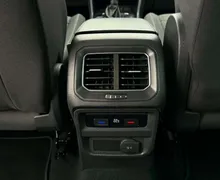 Notranja slika - Volkswagen Tiguan - 2.0 TDI-4X4-DSG-H LINE-VIRTUAL-LIZING ZA TUJCE- - 12 - Predogledna slika