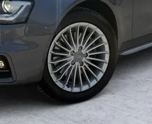 Notranja slika - Audi A4 - Audi  2.0 TDI S-tronic 150ks S-line LED Bi-XEN.. - 8 - Predogledna slika