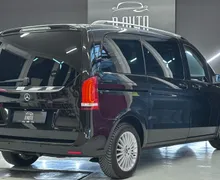 Notranja slika - Mercedes-Benz V-Razred - V 250 d 140KW+WEBASTO+360KAMERA+BURMESTER+AMBIENT. - 7 - Predogledna slika