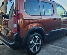 Zunanja slika - Peugeot Rifter - 1.5 HDI 130-AUT.-GT LINE-NAVI-LED-ALU-ODLIČEN- - 12 - Predogledna slika