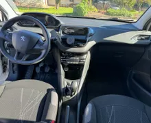 Notranja slika - Peugeot 208 - 1,2 VTi Active - 5 - Predogledna slika