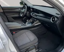 Zunanja slika - Alfa Romeo Stelvio - 2.2D Q4 190KM AVTOMATIK NAVI LED KAMERA 1.lastnik - 10 - Predogledna slika