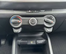 Notranja slika - KIA Stonic - 1.2 DPI LX Fun ISG - 19 - Predogledna slika