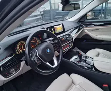 Notranja slika - BMW serija 5 Touring: - 530d xDrive SPORTLINE SERVISIRAN SLO. SOFT-HEAD - 12 - Predogledna slika