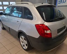 Zunanja slika - Škoda Fabia - Combi 1.6 Scout KREDIT BREZ POLOGA-KOT NOVA - 3 - Predogledna slika