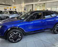 Zunanja slika - Opel Mokka - 1.2 TURBO MHEV 100KW GS eDCT - 2 - Predogledna slika