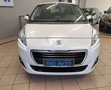 Zunanja slika - Peugeot 5008 - ACTIVE 1.6 HDI KREDIT BREZ POLOGA ODLIČNO OHRANJ - 2 - Predogledna slika