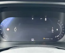 Notranja slika - Volvo XC40 - B3 P Core AT DCT... - 15 - Predogledna slika
