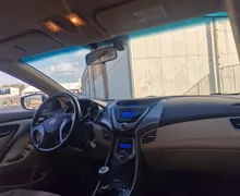 Zunanja slika - Hyundai Elantra - 1.6 MPI Life 1.LASTNIK SLO... - 2 - Predogledna slika