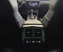 Notranja slika - Škoda Superb - Combi 2.0 TDI Style DSG-Matrix.360kam.usnje+memory - 12 - Predogledna slika