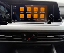 Notranja slika - Volkswagen Golf - Life 1.0 eTSI DSG - 9 - Predogledna slika
