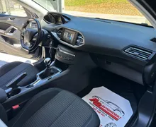 Notranja slika - Peugeot 308 - SW 1.2 i -SLOVENSKI-DIGI.KLIMA-ALU-PDC-VELIK ZASLO - 11 - Predogledna slika