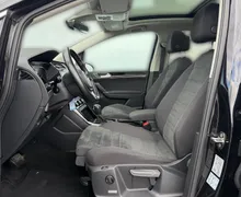 Notranja slika - Volkswagen Touran - 2.0 TDI BMT Highline DSG-7sedežev-Panorama-Masaža - 7 - Predogledna slika