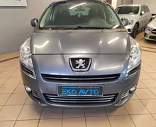 Zunanja slika - Peugeot 5008 - 1.6 16v 120 FAMILY-PANORAMA-SLO-SAMO 159000KM- - 3 - Predogledna slika