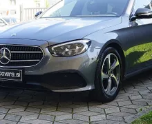 Zunanja slika - Mercedes-Benz E-Razred - E 220 d T Avangarde+ LED+NAVI+18 COL ALU +PRIKLOP+ - 3 - Predogledna slika