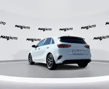 Notranja slika - KIA Ceed - 1.5 T-GDI EX Vision ISG - 7 - Predogledna slika