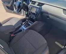 Zunanja slika - Škoda Octavia - Combi 1.6 TDI Ambition - 8 - Predogledna slika