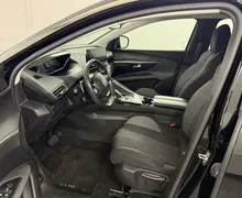 Notranja slika - Peugeot 3008 - 1.5 BlueHDi 130 EAT8.NAVI.LED.136.000 KM.2021.DIZ - 8 - Predogledna slika