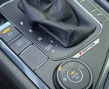 Zunanja slika - Volkswagen Tiguan - 2.0 TDI BMT DSG 4MOTION ALU-NAVI-GRETJE SŽ-1.LAST - 18 - Predogledna slika