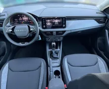 Notranja slika - Škoda Kamiq - 1.0 TSI Easy DSG... - 10 - Predogledna slika
