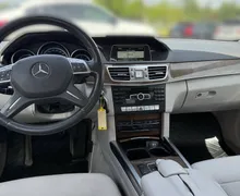 Zunanja slika - Mercedes-Benz E-Razred - E 220 CDI SLOVENSKI NAVIGACIJA TEMPOMAT PDC HI-FI - 17 - Predogledna slika