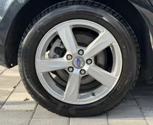 Zunanja slika - Volvo V40 - D2 Momentum AVT. |NAVI|PDC|USNJE| - 19 - Predogledna slika